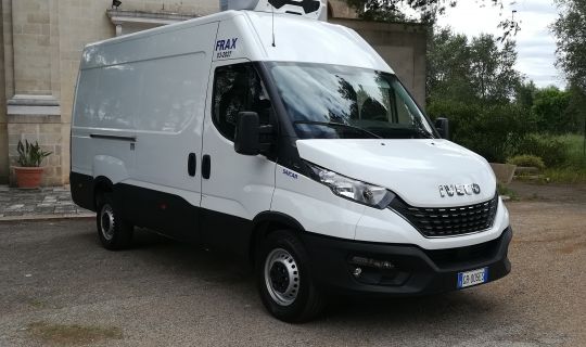 IVECO DAILY REFRIGERATO 0 GRADI   - Furgone Frigo 3 posti