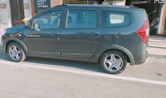 DACIA LODGY 7 POSTI  - Familiare 7 posti